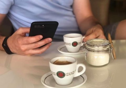 Intern Reviews All of Cafe Sinouk’s Bestselling Coffees